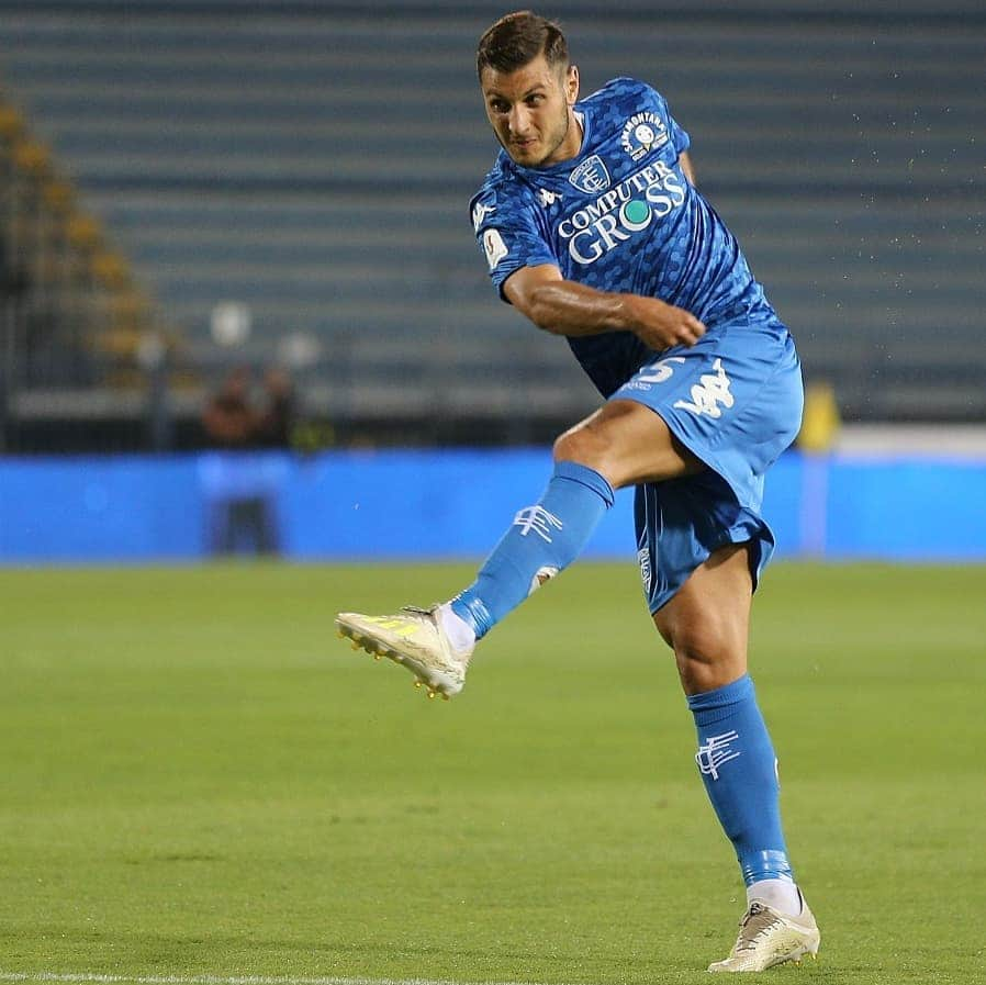 エンポリFCさんのインスタグラム写真 - (エンポリFCInstagram)「📸 Dezi-Moreo, l'Empoli batte 2-1 il Pescara nel terzo turno di Coppa Italia #EmpoliPescara」8月19日 7時05分 - empoli_fc_official