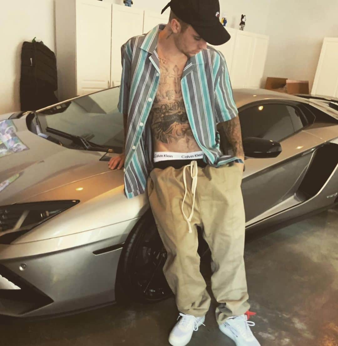 ジャスティン・ビーバーさんのインスタグラム写真 - (ジャスティン・ビーバーInstagram)「My style is impeccable」8月19日 7時27分 - justinbieber