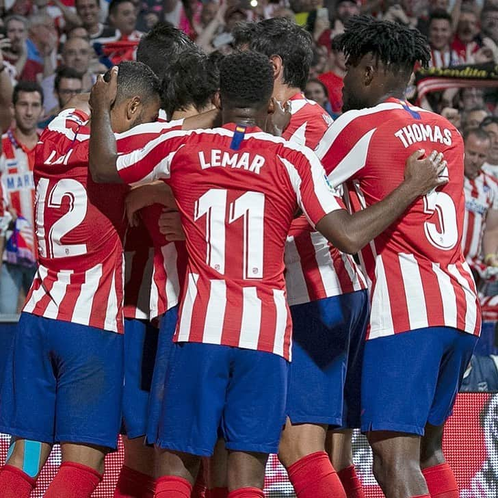 アトレティコ・マドリードさんのインスタグラム写真 - (アトレティコ・マドリードInstagram)「🏧 ¡Equipo! 🔴⚪️ #AúpaAtleti」8月19日 8時38分 - atleticodemadrid