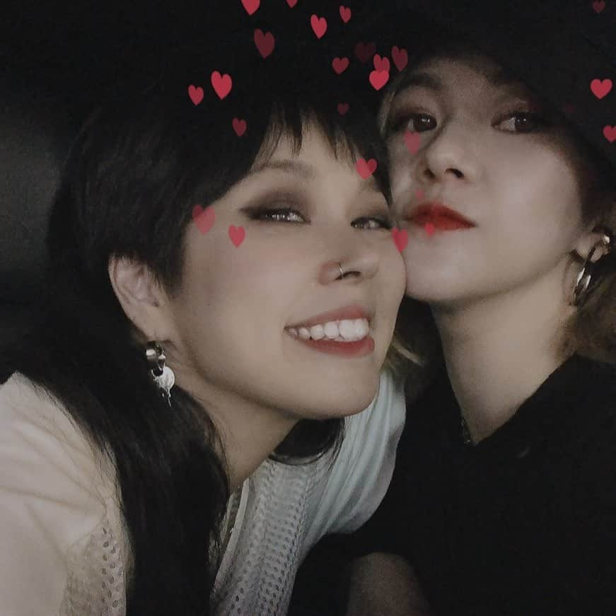 AIさんのインスタグラム写真 - (AIInstagram)「My gurl @yukachocomoo 🥰🥰🥰🥰🥰🥰🥰撮影に道ずれ。。。っw🔥🔥🔥✌️🤩」8月19日 20時10分 - officialai