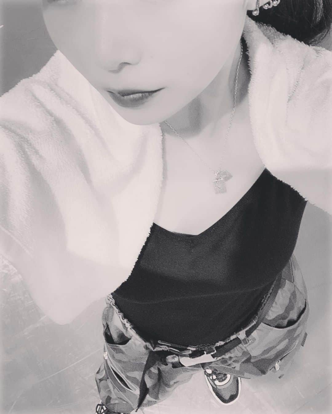 のインスタグラム：「. . 💃👟 . . #instafashion #japanesegirl #tokyo #japan #makeup #dance #ootd」