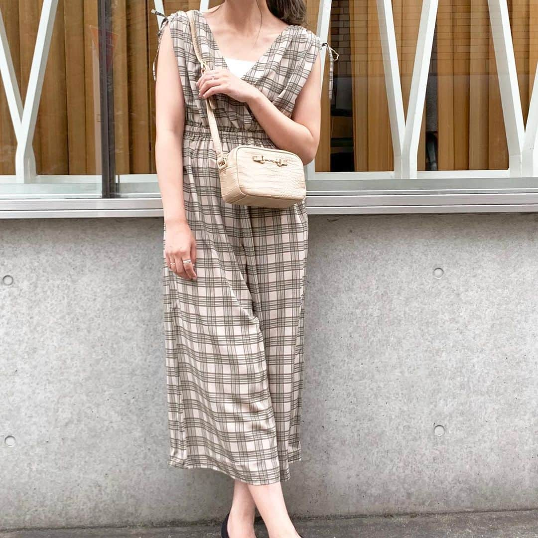 RAY CASSINさんのインスタグラム写真 - (RAY CASSINInstagram)「New🧡 . 2wayオールインワン ¥5,900(+tax) black / beige / check . 前後2wayで着れます😊 #raycassin #レイカズン #オールインワン」8月19日 19時59分 - raycassin_official