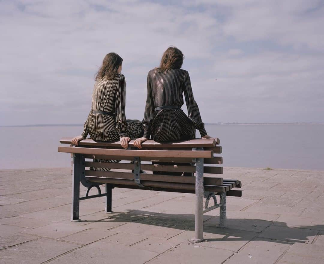 Vogue Italiaさんのインスタグラム写真 - (Vogue ItaliaInstagram)「Ready to go? Follow Cyrielle, Karo and Georgie in @celine on the Isle of Sheppey photographed by @clementineschneider styled by @jane_how. Discover more in our August Issue on Newsstands and via link in bio. Full credits:  @cyriellellnd @special_management @karolinaxlaczkowska @mpmanagement Editor in chief @efarneti Creative director @ferdinandoverderi Casting directors @pg_dmcasting @samuel_ellis @ DM Fashion Studio Hair @andreamartinellihair @julianwatsonagency Make-up @niamhquin @lgamanagementbeauty using @omorovicza Production #KateEdmunds See the full story on the pages of #VogueItalia」8月19日 20時00分 - vogueitalia