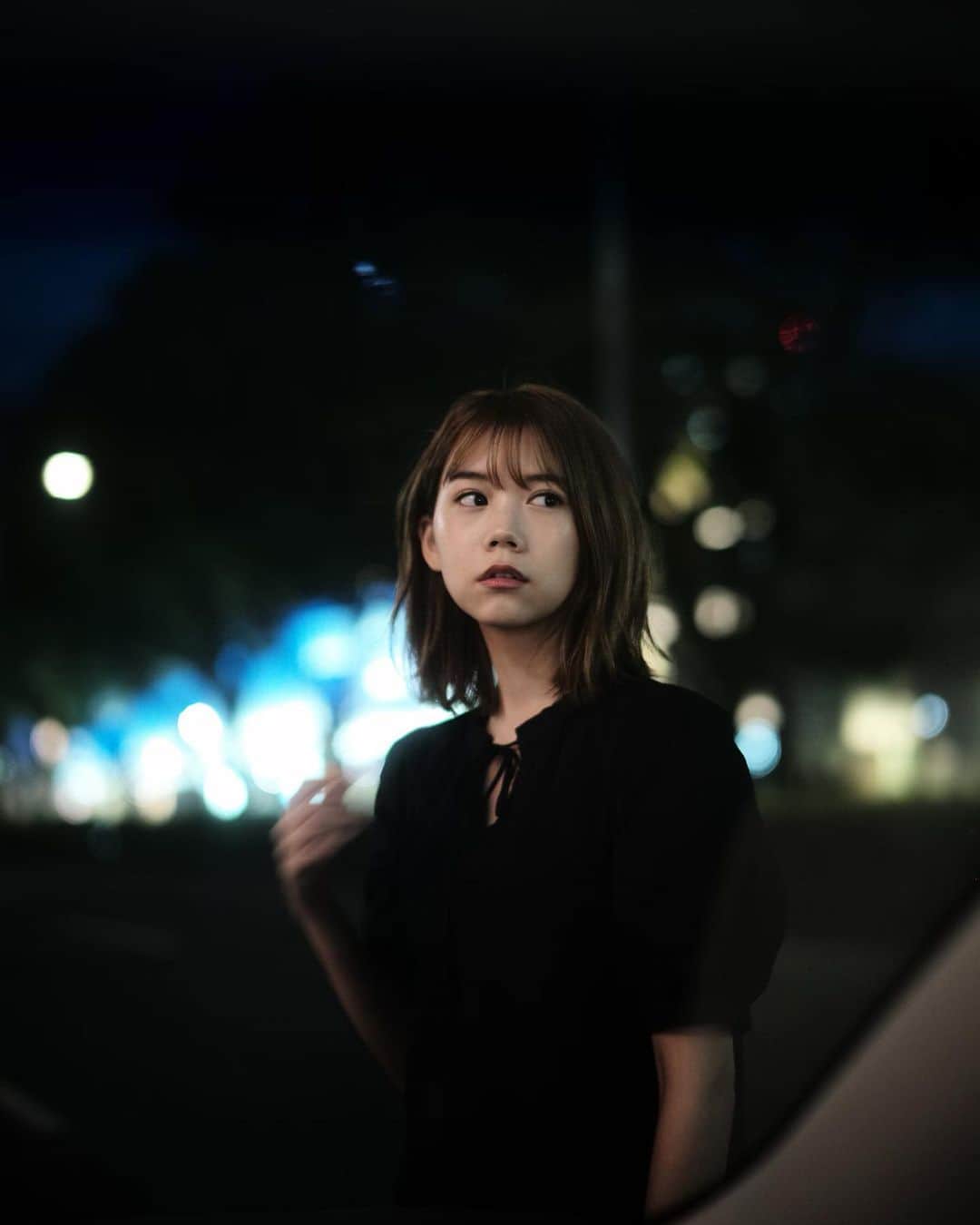 千田麻実のインスタグラム：「みている物、感じている事、全てが紛れもなく今の私。24歳、今の私が残したい記憶。⠀ ⠀ photo by @shumpeiohsugi_photographer  #Tokyo」