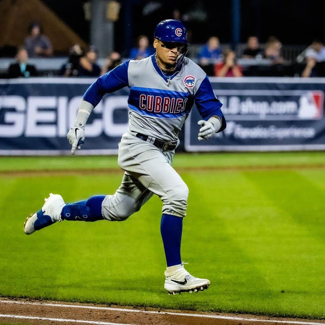 シカゴ・カブスさんのインスタグラム写真 - (シカゴ・カブスInstagram)「Cubbies win the #LittleLeagueClassic!  #EverybodyIn」8月19日 11時33分 - cubs