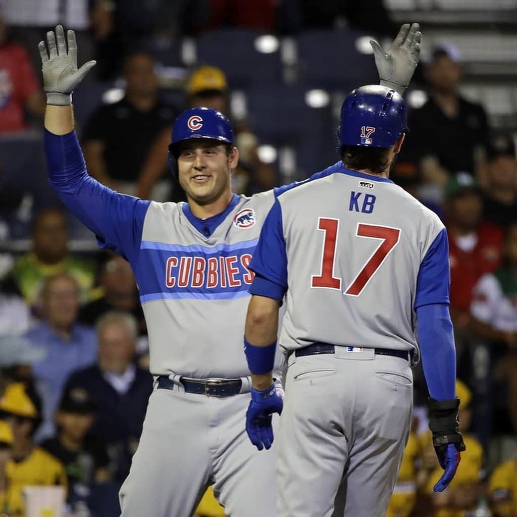 シカゴ・カブスさんのインスタグラム写真 - (シカゴ・カブスInstagram)「Cubbies win the #LittleLeagueClassic!  #EverybodyIn」8月19日 11時33分 - cubs