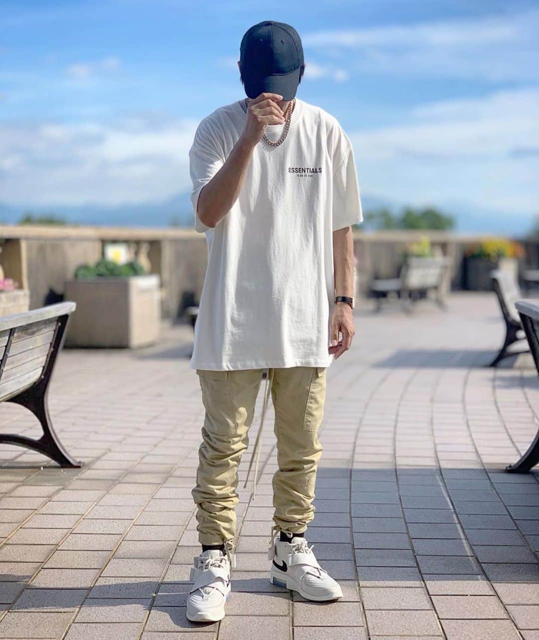 のインスタグラム：「. . . #ジャパスニピックアップ . . . model➡️ @dj_imanishi 👟 #fearofgod #nike #airraid を使った#スニーカーコーデ ✨✨ ぜひ皆さんも参考にしてみては？💥💥 . . . #ジャパスニ #ジャパスニ女子 #ジャパスニピックアップ #sneaker #kicks #スニーカー #スニーカーコーデ #スニーカー男子 #スニーカー女子 #ナイキ #NIKE #fognike #fearofgod #fogairraid #fogvans #fog #fogessentials #jerrylorenzo」
