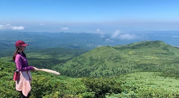 津島衣里さんのインスタグラム写真 - (津島衣里Instagram)「地球って綺麗🌍 #八甲田山 #登山 #青森 #地球 #earth #mountain」8月19日 12時26分 - eritsushima_official