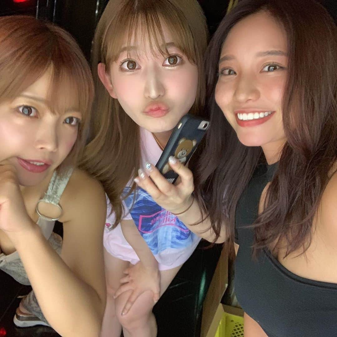 藤田恵名さんのインスタグラム写真 - (藤田恵名Instagram)「プラチナ娘3人衆🤤💕💕💕 まゆちゃん、かおりちゃんからお誕生日プレゼント🎁ジェラピケルームウェアモラッッタア😭🎁👏💕サプライズ嬉しすぎた😭📣ありがとうー！！！！！卍の心はある！！！」8月19日 13時05分 - enamelchan