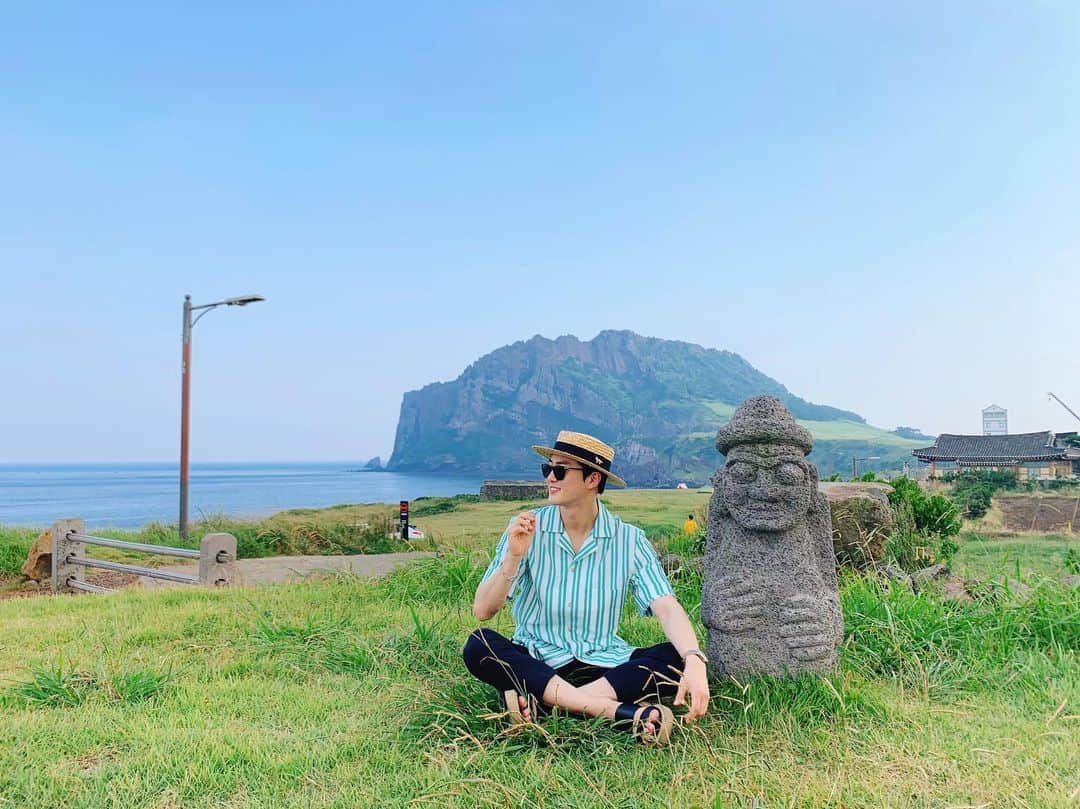 スホさんのインスタグラム写真 - (スホInstagram)「Summer Vacation in #Jeju 🧳」8月19日 13時04分 - kimjuncotton