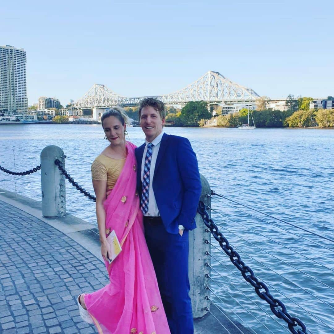 ブロンテ・キャンベルさんのインスタグラム写真 - (ブロンテ・キャンベルInstagram)「Celebrating Roshni and Joel! What an amazing wedding and amazing people. Don’t know whether my favourite bit was seeing my two friends get married or meeting the family from Chennai or the aunties helping me with my saree (I tried for 40 mins and still didn’t get it) 😂 #roshniandjoel」8月19日 13時24分 - bronte_campbell