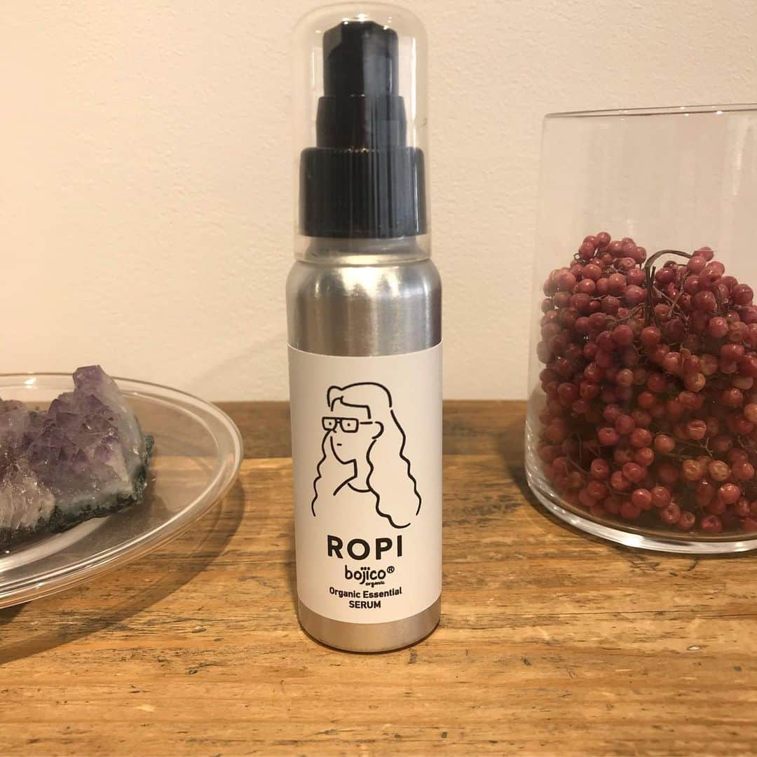 nanukさんのインスタグラム写真 - (nanukInstagram)「【 ROPI 】 ⚠︎在庫が残り少なくなっております。⚠︎ SERUM wax40g . online shopはsoldoutになる可能性がございますのでご了承ください🙇‍♀️ #ropi  #nanukhair  #ropiの使い方」8月19日 13時25分 - nanukhair