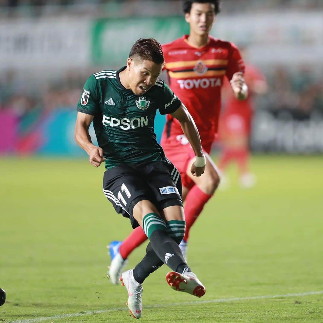 のインスタグラム：「2019.8.18 2019 Meiji Yasuda J1 League 23rd sec. Matsumoto 1-1 Nagoya  #松本山雅fc #matsumotoyamaga #yamaga #onesoul #境界突破」