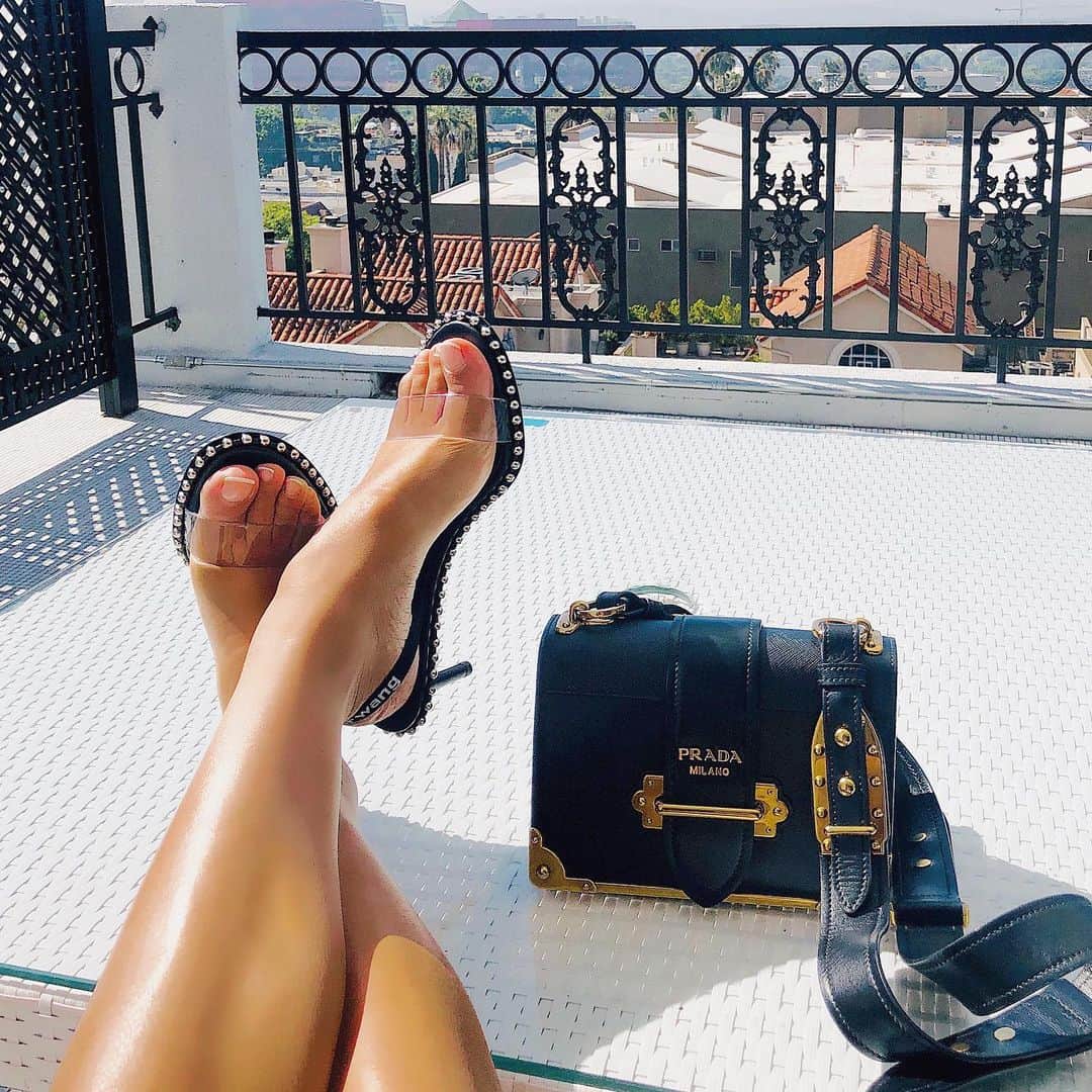 My chan || 舞ちゃんのインスタグラム：「Solemates 👠 @alexanderwangny  ソールメイト 👠 #アレキサンダーワン」