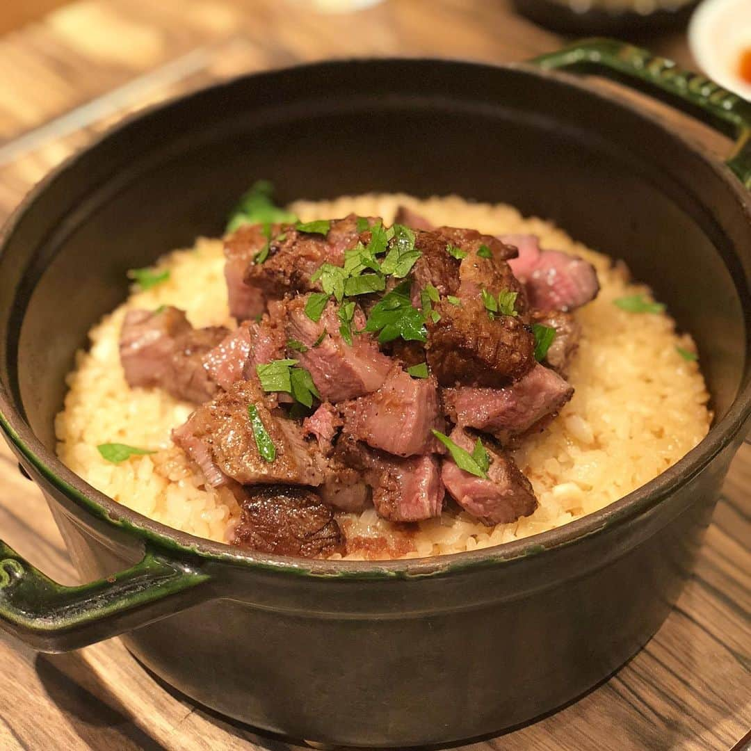 佐達ももこさんのインスタグラム写真 - (佐達ももこInstagram)「ずっと食べたかった🤤❤️﻿ ﻿ 焼肉ジャンボ はなれ😭💖﻿ ﻿ このご飯が食べたくて食べたくて😳﻿ ﻿ ぜっっっぴんでございました。﻿ あ〜また食べたいよ〜👏﻿ ﻿ ﻿ #焼肉#焼肉ジャンボ#焼肉ジャンボはなれ#本郷三丁目#ももろぐ#焼肉大好き ﻿」8月19日 20時23分 - sadamomodayo