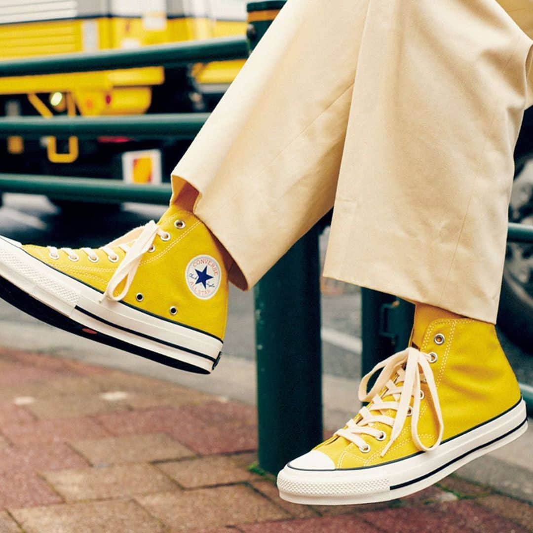 ginza magazineさんのインスタグラム写真 - (ginza magazineInstagram)「ヴィンテージ風味がうれしい⠀ 昔ながらの織り機で作られたキャンバスが良い味出してる！⠀ ⠀ @converse  #ginzamazagine #converse #yellow #shoes #コンバース」8月19日 20時16分 - ginzamagazine