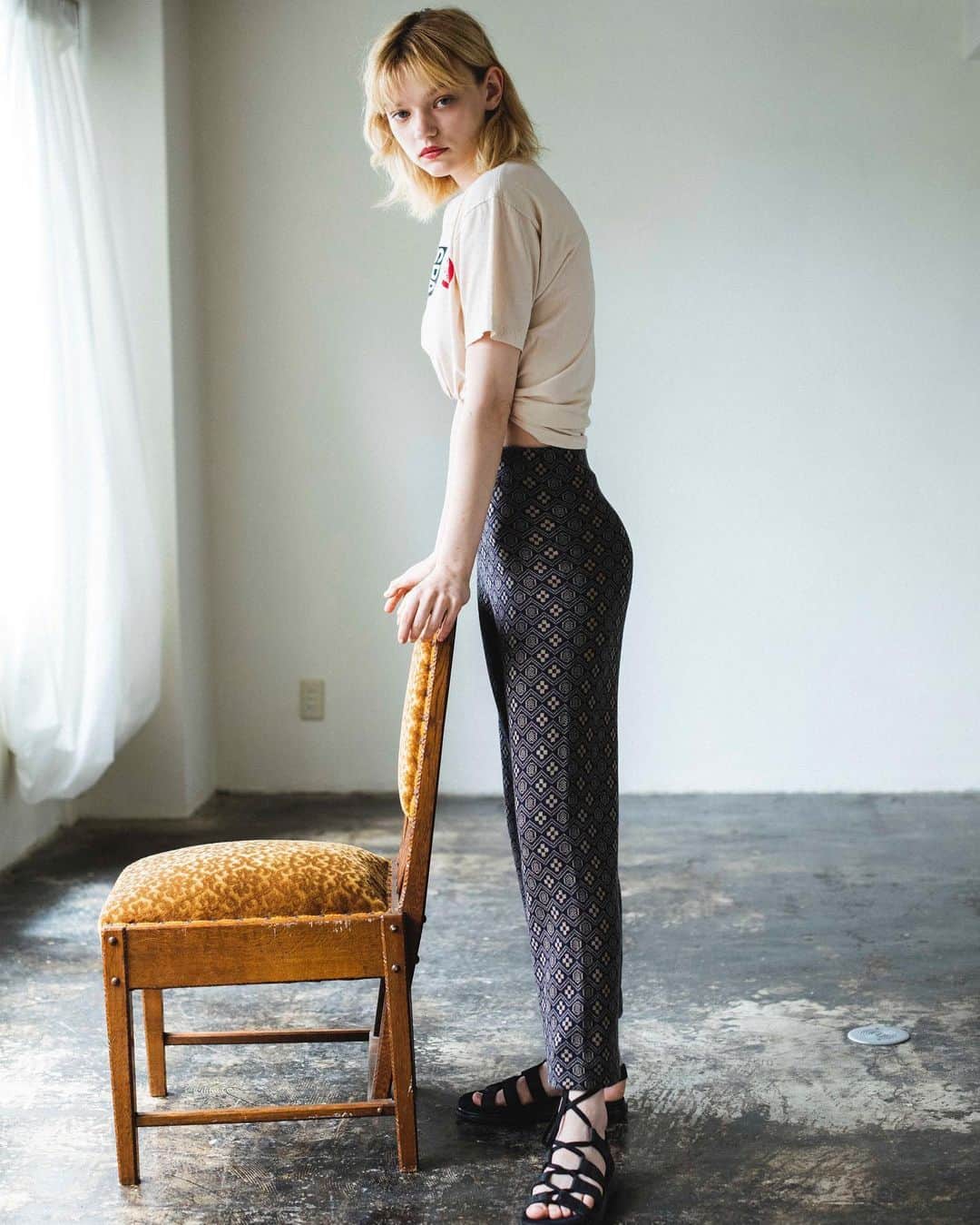 Juemiさんのインスタグラム写真 - (JuemiInstagram)「Recommend Item Pattern Jacquard Knit Pants / ¥12,880+tax 着太りしない綺麗なラインが大好評なニットパンツ。 肌触りもよく夏でも履ける一枚です。 #juemi #juemistyle」8月19日 20時20分 - _juemi_