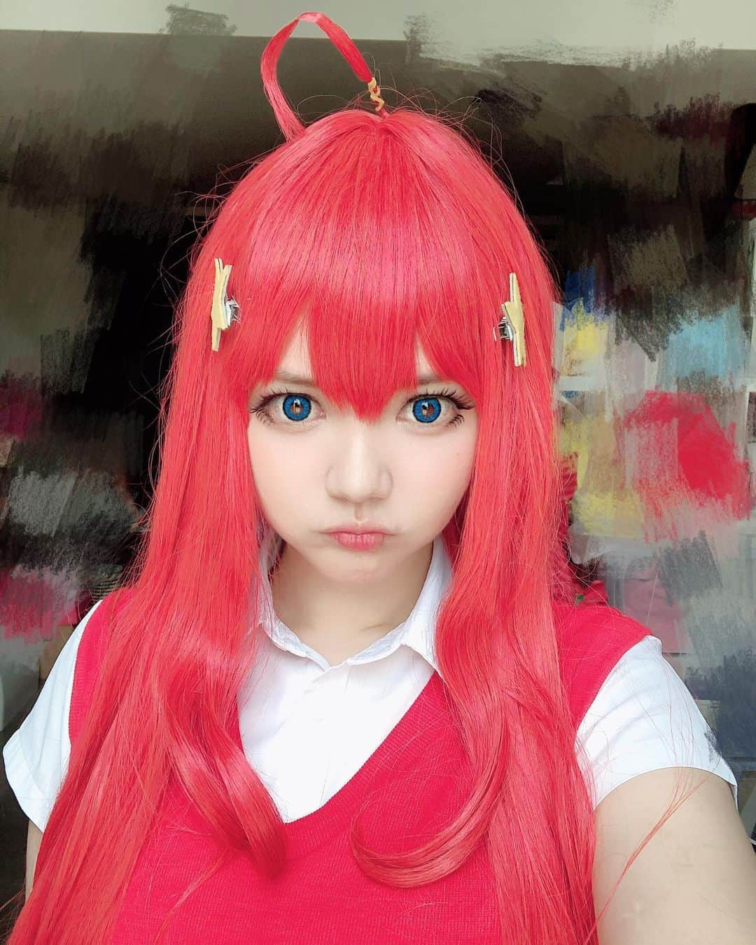 YingTzeさんのインスタグラム写真 - (YingTzeInstagram)「5th Sister , Itsuki Nakano ! 🌟✨ From Quintessential Quintuplets. _ Last night after stream , I thought that I might not be able to go for photoshoot today but eating medicine from @17.ambition and @daymien ~ I woke up this morning feeling okay . 😂👌🏻 Change of plans ~ Nino will be tomorrow! Then all 5 sisters will be completed yay !  _ #blessed #yingtzecosplay #quintessentialquintuplets #gotoubunnohanayome #nakanoitsuki #cosplaygirls #cosplaymalaysia」8月19日 15時44分 - yingtze