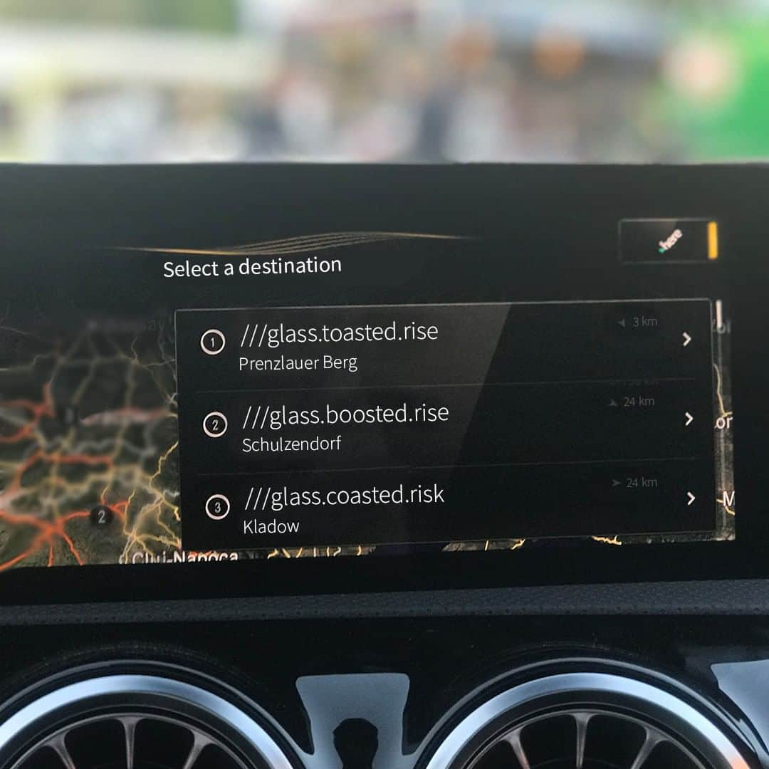 メルセデス・ベンツさんのインスタグラム写真 - (メルセデス・ベンツInstagram)「Have you tried the all-new #MBUX system with #what3words yet? Just say 'Hey Mercedes take me to...' Navigating Berlin has never been so easy. Say 3 words to navigate anywhere. #mercedesbenz #heymercedes #navigation #berlin」8月19日 16時00分 - mercedesbenz