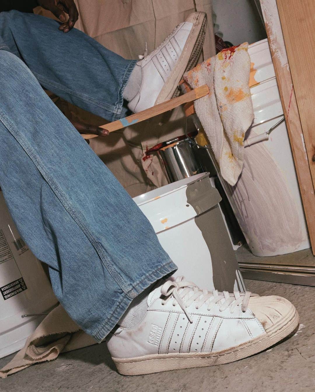 adidas Originalsさんのインスタグラム写真 - (adidas OriginalsInstagram)「#HOMEOFCLASSICS celebrates our court classics with 10 silhouettes crafted in all white leather, available at adidas stores and online now, tap to shop now. . See more at adidas.com/HOMEOFCLASSICS」8月19日 15時56分 - adidasoriginals