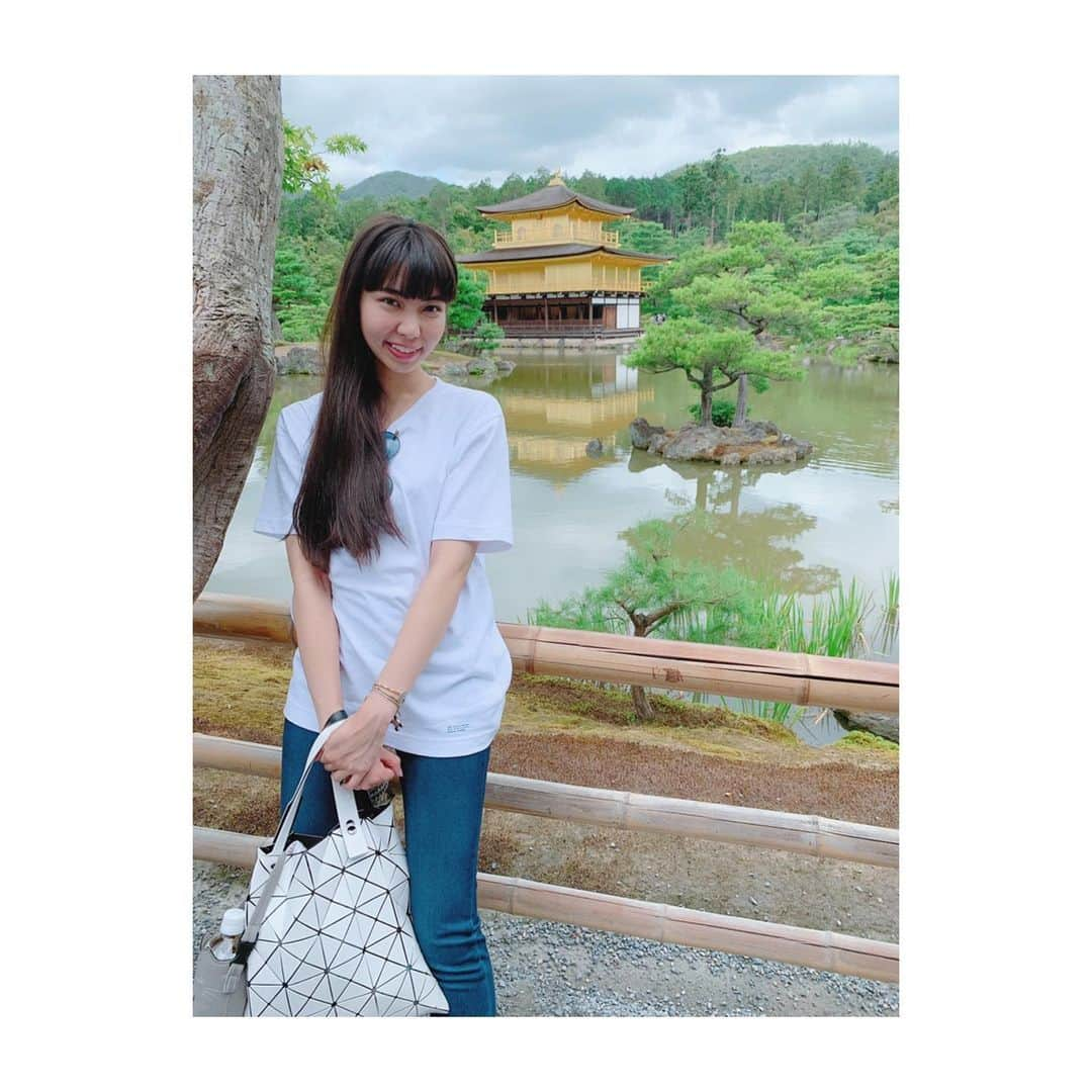 若村柚那のインスタグラム：「京都🎋 part2 #Kyoto #japan #summer #holiday #vacation #sunny #first #time #good #chill #hangout #actress #model #cafe #drink #eat #me #outfit #ootd #京都 #金閣寺 #金閣ソフト#車折神社 #芸能神社 #嵐山 #竹林 #渡月橋 #観光 #awesome #yolo」