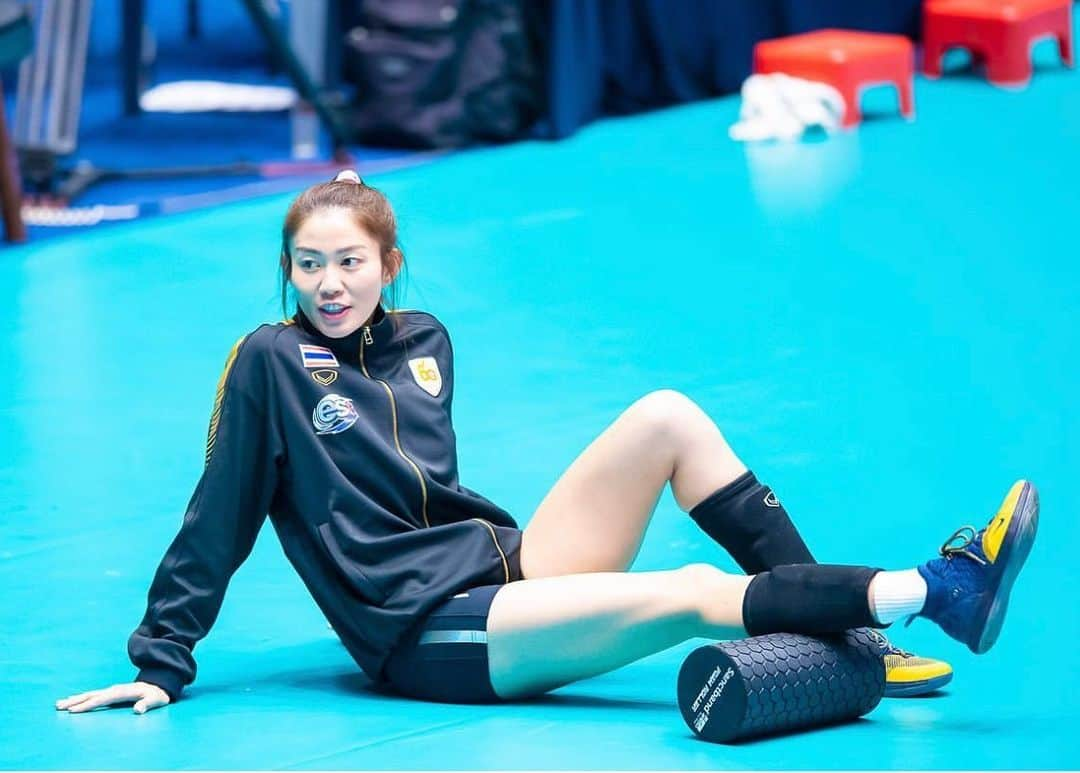 ヌットサラ・トムコムさんのインスタグラム写真 - (ヌットサラ・トムコムInstagram)「Focus on what you are doing. 📸 @flyingdig  #nootsara13  #volleyballthailand  #avcwomenschampionship2019」8月19日 16時56分 - nootsara13