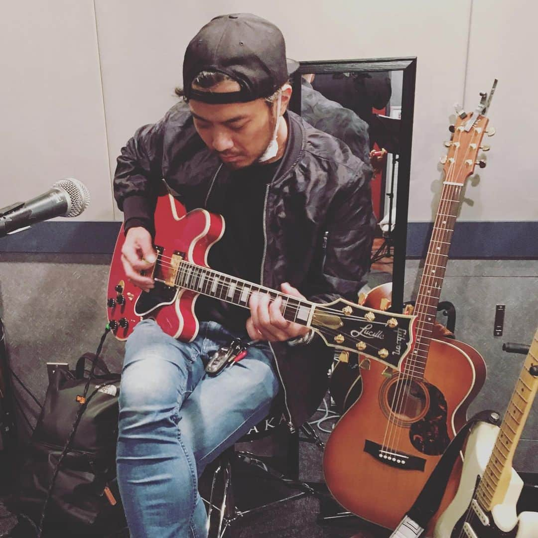 光永亮太さんのインスタグラム写真 - (光永亮太Instagram)「この赤い子、ご機嫌っす♡  #gibson #lucille #正式に我が家へようこそ #🎸」8月19日 17時11分 - mitsunagaryota