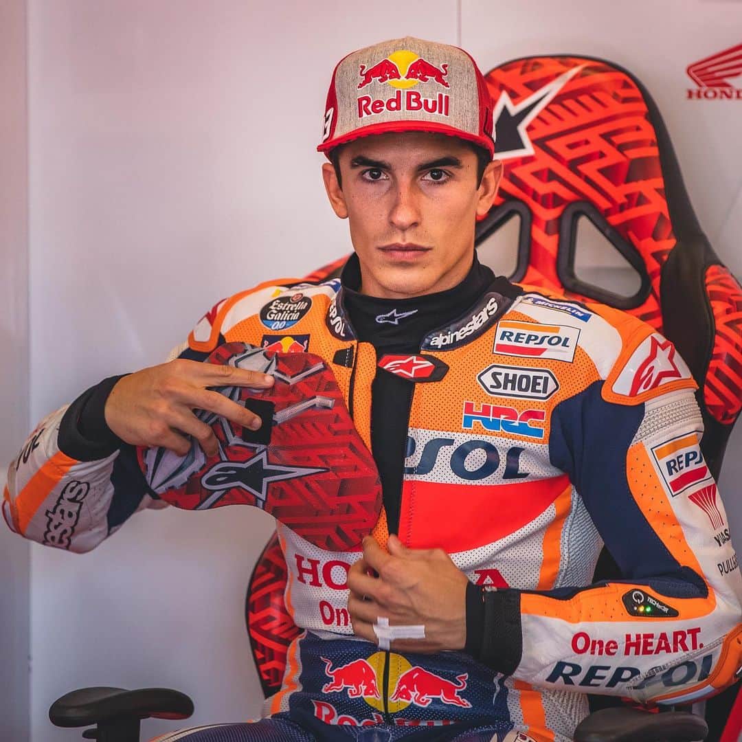 レプソル・ホンダのインスタグラム：「Did someone say #BritishGP race week? 🇬🇧」
