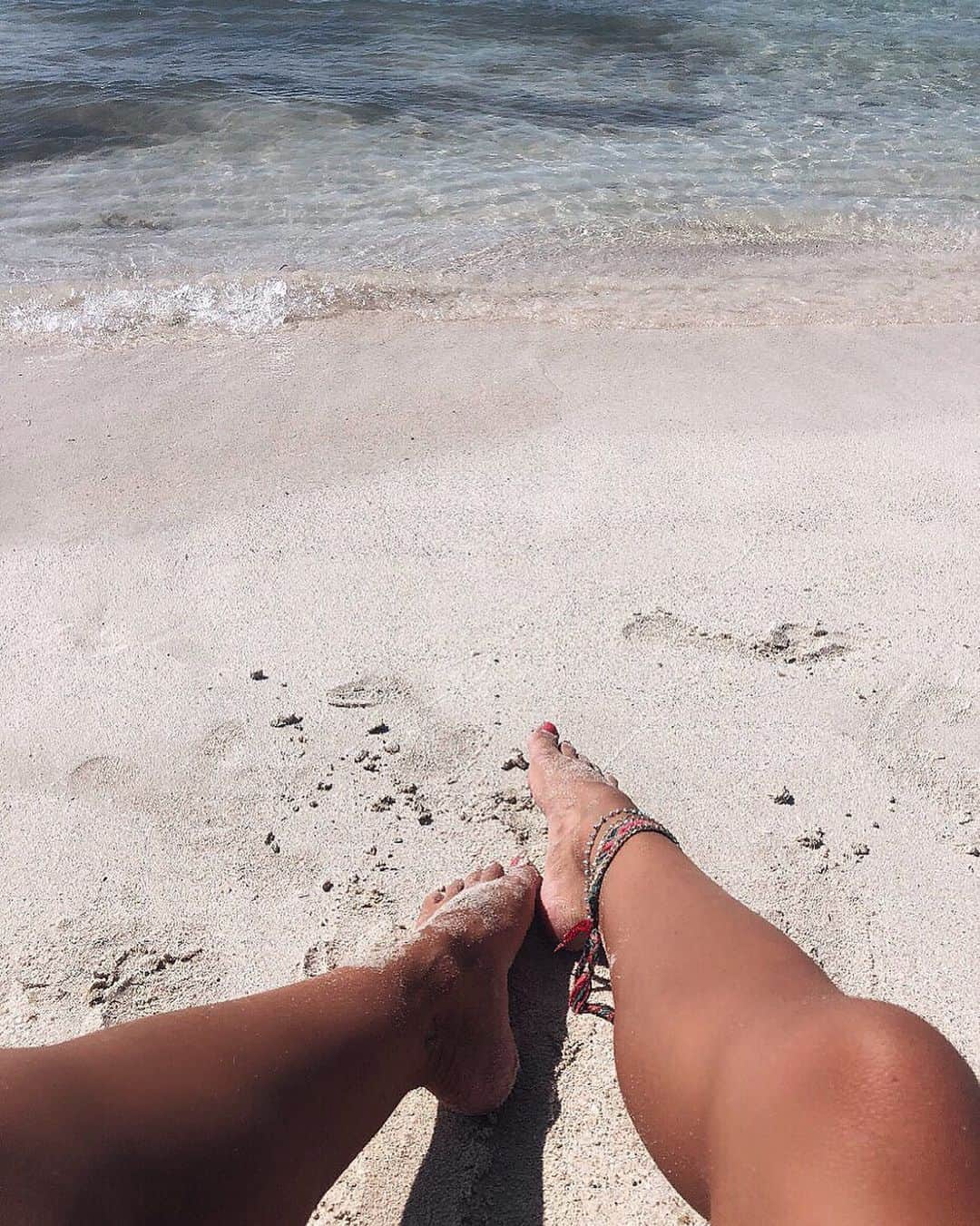 イナス・マリアーニのインスタグラム：「Adesso si. Si parte da qui, Formentera. Sapore agro-dolce, e il cuore in mano. L’isola dei tramonti infiniti... mi mancherai isla, e resterai per sempre nel mio cuore.  A presto! ♥️」
