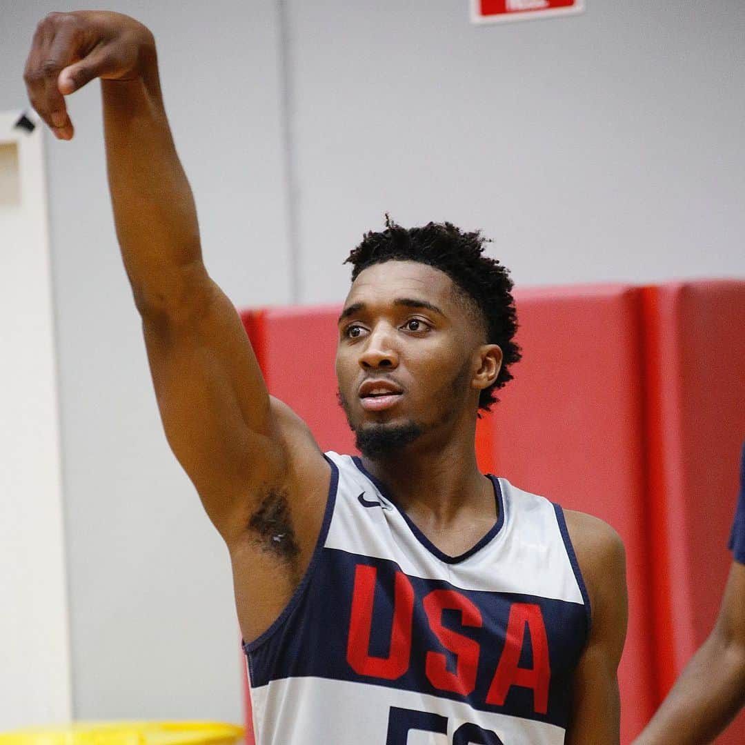 NBAさんのインスタグラム写真 - (NBAInstagram)「The scene in Melbourne at @usabasketball’s first practice! #USABMNT #USAGotGame #FIBAWC」8月19日 17時22分 - nba