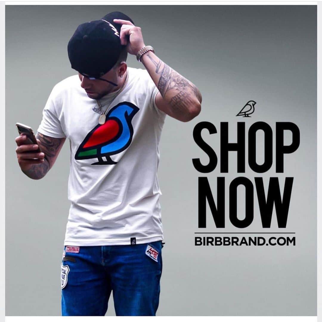 DJ Selfさんのインスタグラム写真 - (DJ SelfInstagram)「Shop online now WWW.birbbrand.com.  Get your gear now  shop @birbbrand  Best. Clothing out !!!!!!!! #birbbrand」8月19日 17時56分 - djself