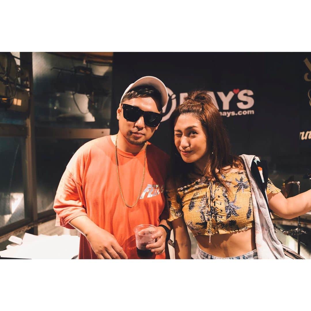 NAUGHTY BO-Zのインスタグラム：「楽しすぎて楽しすぎてさみしい。 . 音楽は素晴らしい . そう思えた夏の夜でした。 . みんな、ありがとう！！！ . #来年こそは海の家で #リベンジするぞ #頑張ってくれた人たちがいるから開催できた #ありがとう #片付けエグい #機材の山 #見るだけで萎える #幸せな疲れ」