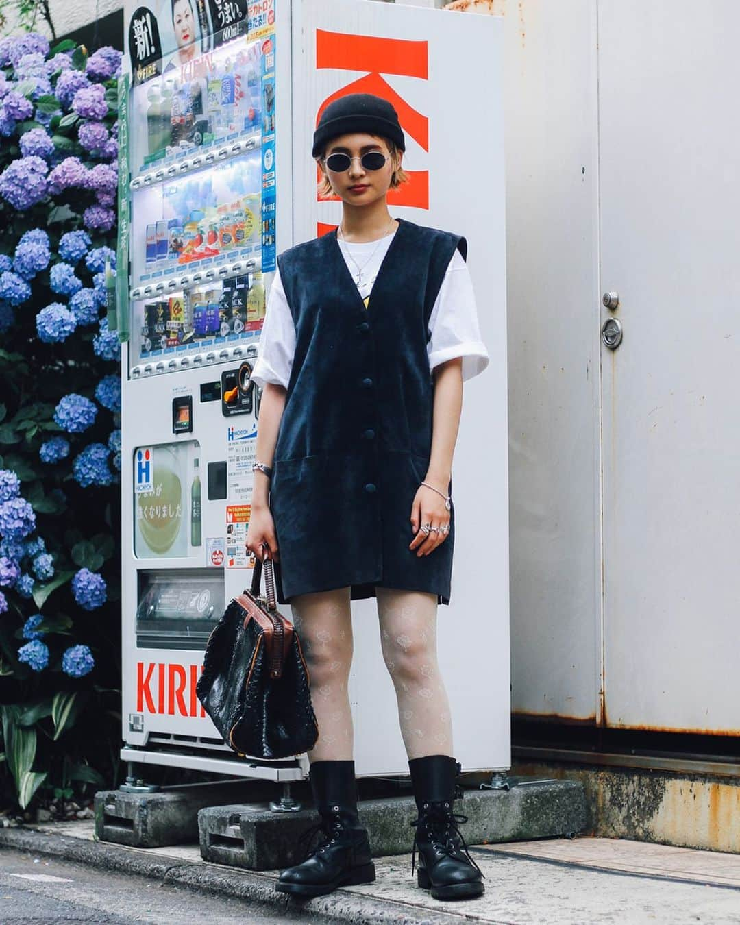 Fashionsnap.comさんのインスタグラム写真 - (Fashionsnap.comInstagram)「【#スナップ_fs】 Name アユウ  Vest #FREAKSSTORE Cap #NUMERALS Eyewear #HARE Ring #KensSCRATCH  #fashionsnap #fashionsnap_women」8月19日 18時31分 - fashionsnapcom