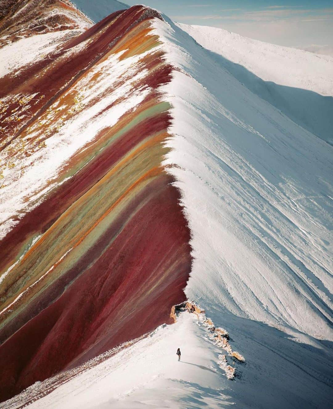 Canon Photographyさんのインスタグラム写真 - (Canon PhotographyInstagram)「Bucket list location! rainbow mountain in Peru. Awesome shot and perspective by @emmett_sparling. Shot on a Canon 5D Mark IV #peru #rainbowmountain #cpfeatureme」8月20日 4時28分 - cpcollectives