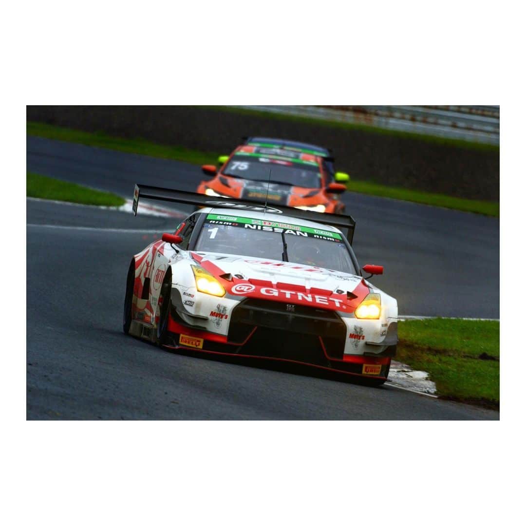 星野一樹さんのインスタグラム写真 - (星野一樹Instagram)「今週末は #Suzuka10H ‼️ 今年は #GTNETmotorsports から プロ-アマ クラスで 車両は、2015年(旧)モデルのGTRでの参戦になります！！ 浜野さん 山田さん、チーム皆んなで 自分たちの目標に向けて頑張ります。 #スーパー耐久」8月19日 20時35分 - kazukihoshino