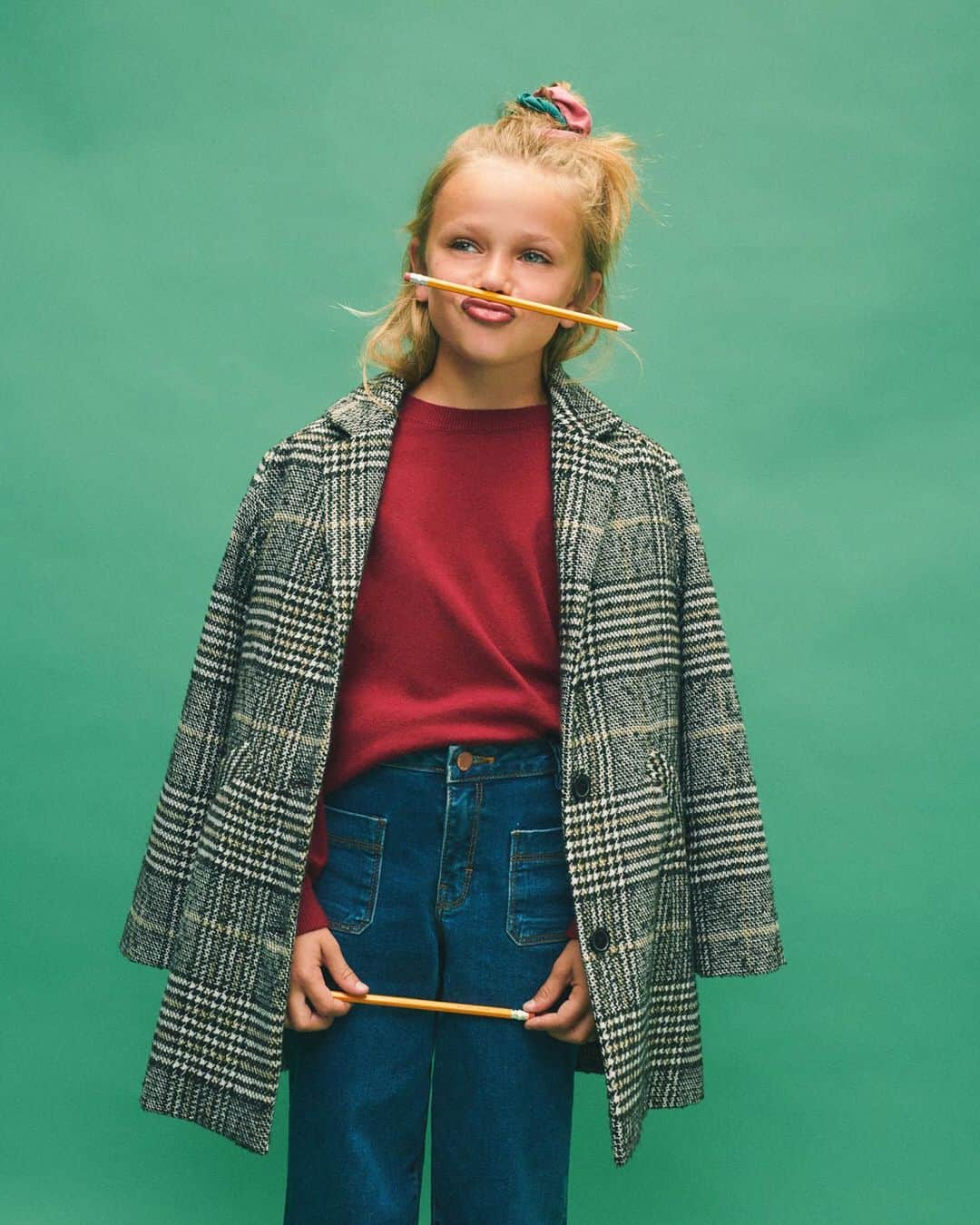 MANGOさんのインスタグラム写真 - (MANGOInstagram)「Back to School | It’s learn o’clock! We have all the essential pieces to renew @mangokids wardrobe from now on. #MangoFW19 #MangoKids #Mango」8月19日 20時41分 - mango