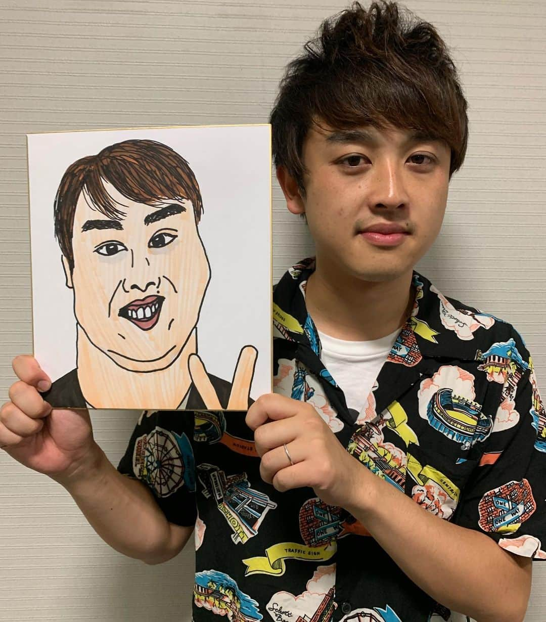 kento fukayaさんのインスタグラム写真 - (kento fukayaInstagram)「【さえない似顔絵31】 からし蓮根 青空  #さえない似顔絵 #似顔絵 #イラスト #お笑い #芸人 #よしもと漫才劇場 #からし蓮根 青空 #定期的に青空の笑顔が見たくて #ライブに呼ぶ #こいつの笑い方めっちゃ好き #しかし素晴らしい結婚式だった #kentofukaya」8月19日 20時41分 - kento1989