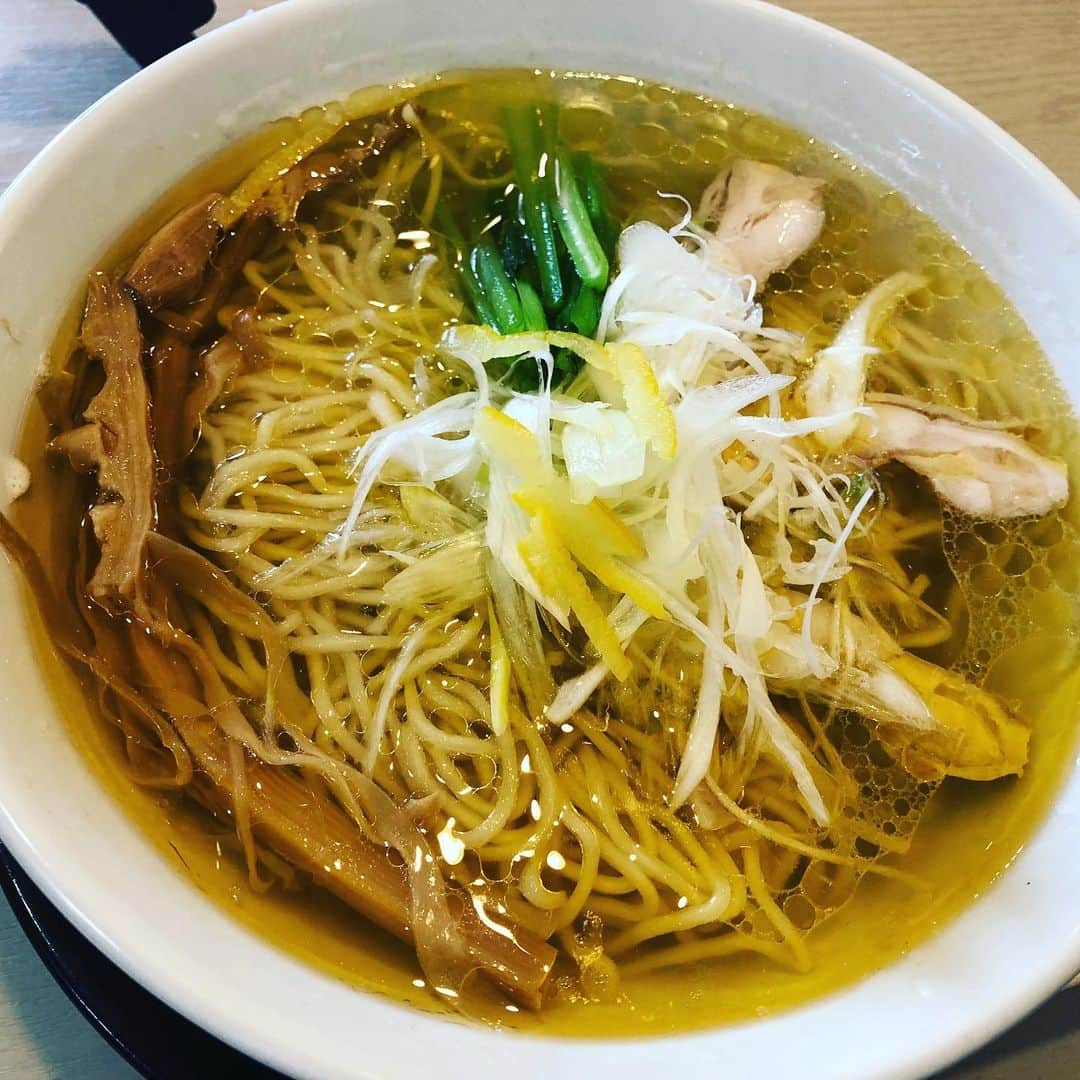 おごせ綾さんのインスタグラム写真 - (おごせ綾Instagram)「#麺の風 祥気 #祥気#塩ラーメン#ラーメン#濃厚魚介鶏骨つけ麺#大盛り#長岡#人気店#行列店#ド煮干し冷やし#大食い女子#ふーどすたぐらむ #foodstagram #gourmet#yummymummies#yummy#gourmet#delicious #グルメ#グルメ好きな人と繋がりたい #ごはん #めしすたぐらむ #foodphotography #foodporn #foodie #vietnamesefoodie」8月19日 20時42分 - ogose0123