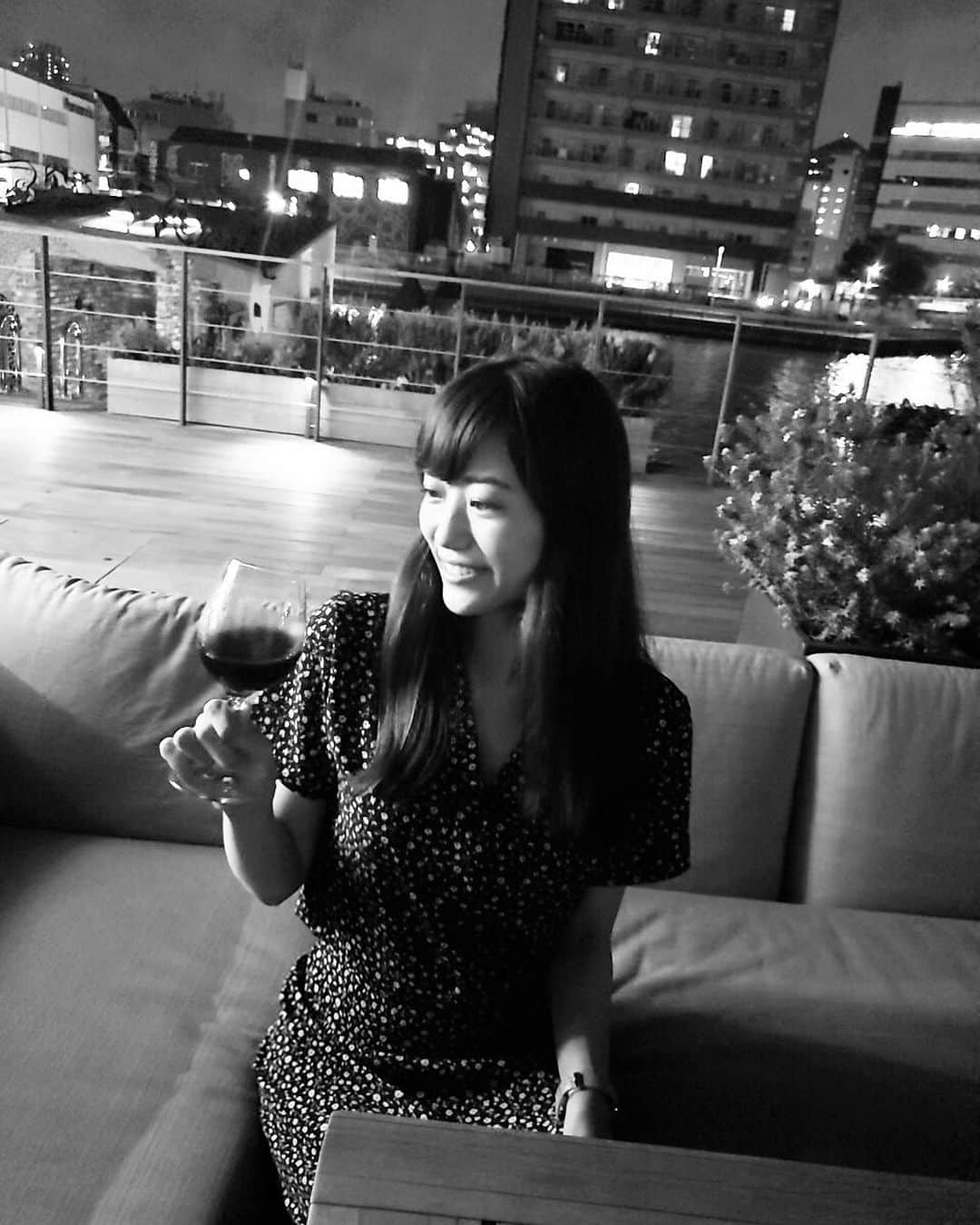 鈴丘めみさんのインスタグラム写真 - (鈴丘めみInstagram)「😊🍷😊🍷😊 #wine #harbor #excite」8月19日 20時59分 - memi1027xoxo