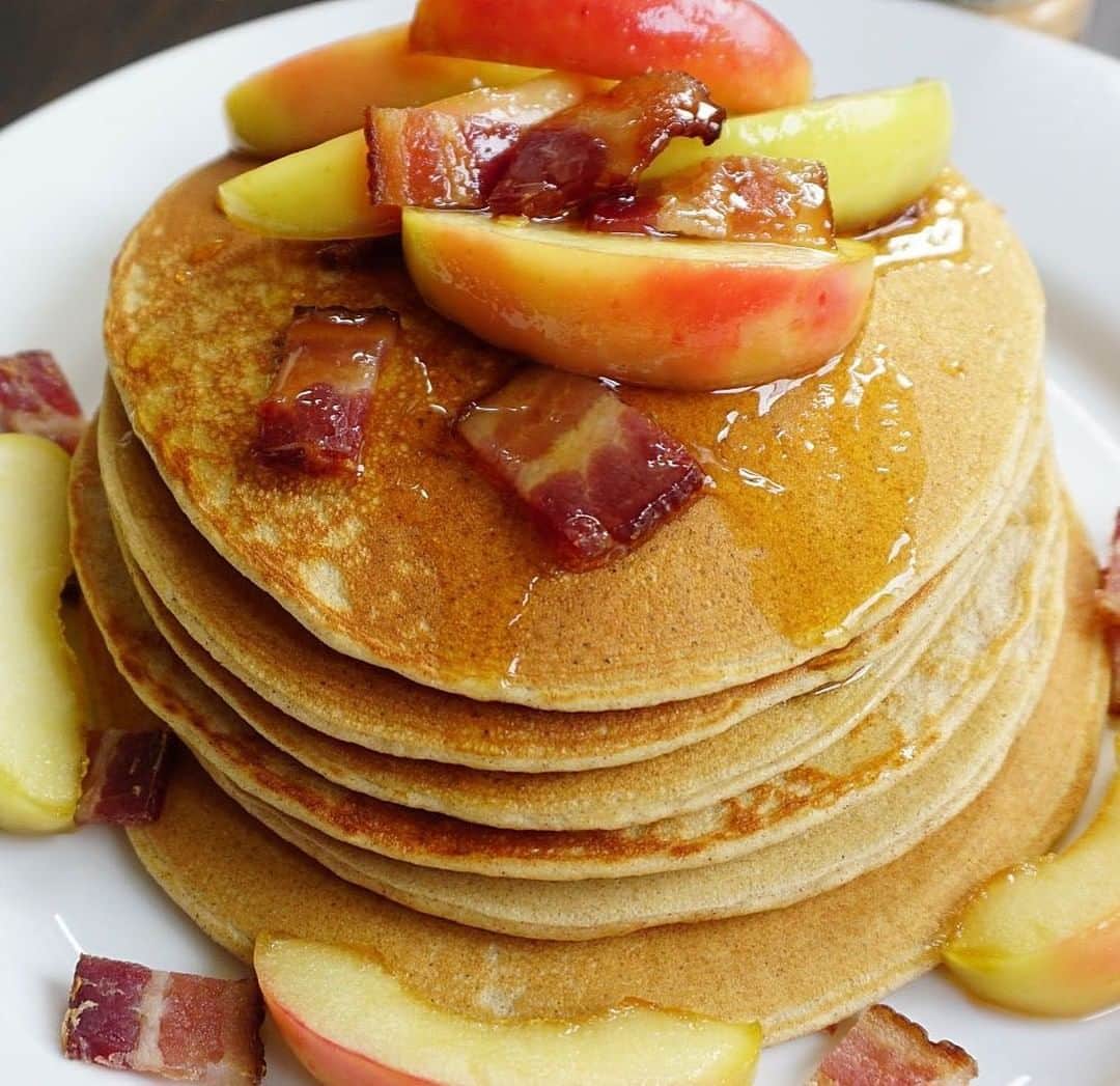 Flavorgod Seasoningsさんのインスタグラム写真 - (Flavorgod SeasoningsInstagram)「Apple Bacon Protein Pancakes🍎🥓🥞⁠ -⁠ Add delicious flavors to any meal! ⁠ -⁠ Click the link in my bio @flavorgod✅www.flavorgod.com⁠ FREE SHIPPING on ALL orders of $50.00+ in the US!⁠ -⁠ Pancake Ingredients:⁠ 1 cup brown rice flour⁠ 5 cage free egg whites ⁠ 1 cage free egg⁠ 1 teaspoon Flavorgod Bacon Lovers⁠ 1 scoop caramel pretzel pro7ein protein powder⁠ 1/2 cup organic unsweetened apple sauce⁠ 1/4 cup almond milk⁠ 1 tablespoon honey⁠ 1⁄4 teaspoon baking soda⁠ 1 teaspoon ground cinnamon⁠ 1 tablespoon coconut oil⁠ 2 strips cooked uncured apple smoked bacon, chopped (optional for garnish) ⁠ ⁠ Topping Ingredients⁠ 2 cups red apples, sliced⁠ 1 tablespoon coconut oil⁠ 2 tablespoons honey⁠ 1⁄4 cup organic maple syrup⁠ ⁠ Directions:⁠ ⁠ Whisk all pancake ingredients together until no lumps remain. Heat a skillet or griddle to medium heat and spray with coconut oil. Drop the batter by 1/3 cups full onto the skillet. Cook for 2 minutes per side, until golden brown, then flip.⁠ ⁠ Add coconut oil to a heated skillet. Add apples and remaining topping ingredients. Simmer on medium for 10-15 minutes or until apples are tender.⁠ ⁠ Serve hot, top with caramelized apples and syrup, bacon and enjoy ⁠ -⁠ -⁠ #food #foodie #flavorgod #seasonings#glutenfree #mealprep #keto #paleo#vegan #kosher #breakfast #lunch#dinner #yummy #delicious #foodporn⁠ ⁠ ⁠」8月19日 21時00分 - flavorgod