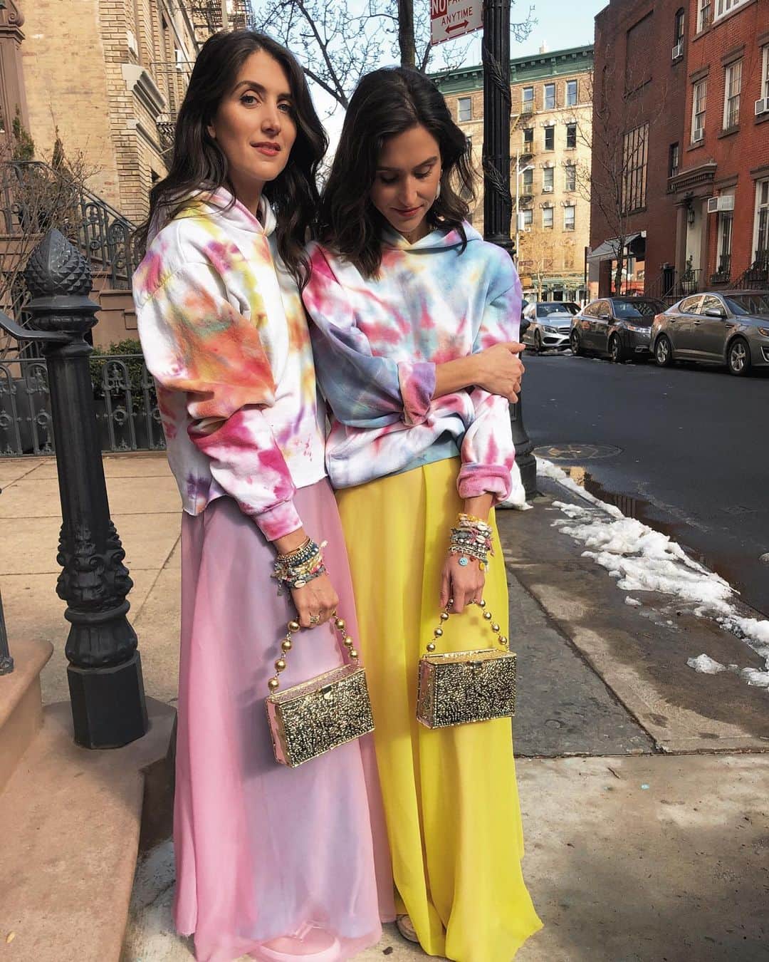 ダニジョーのインスタグラム：「It’s a color story 🌈✨🦄🍭 #dannijogirls」