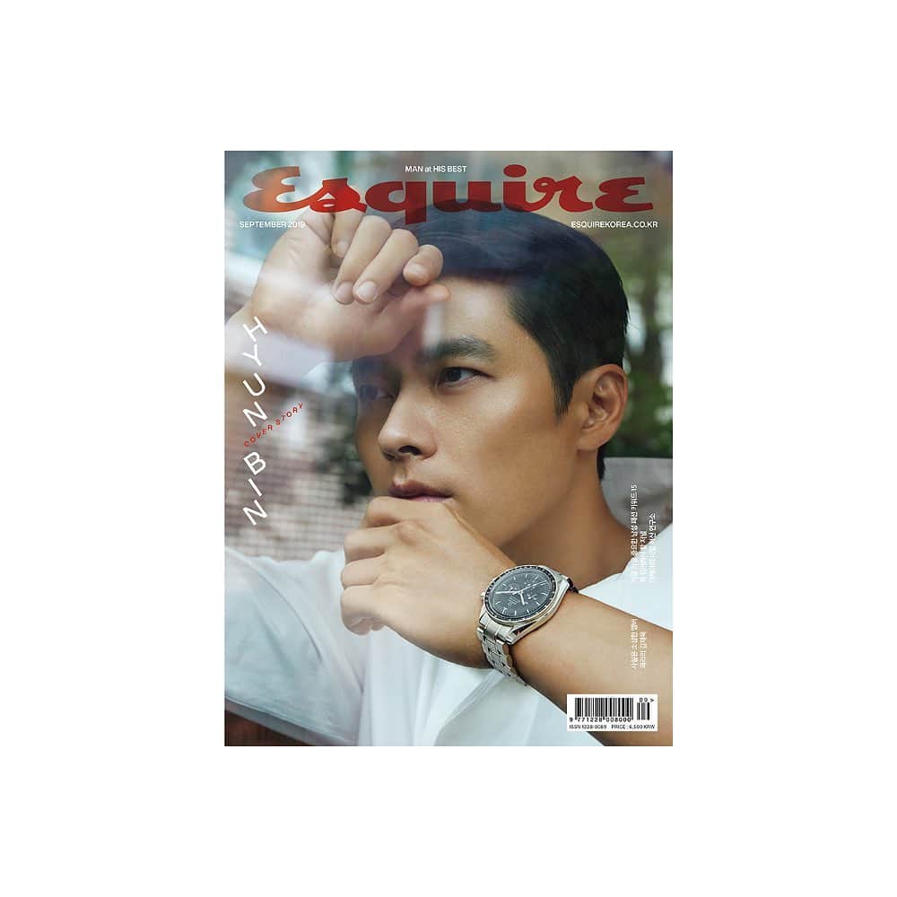 ヒョンビンさんのインスタグラム写真 - (ヒョンビンInstagram)「Hyun Bin covers Esquire (KR) Sept issue. —— #hyunbin #현빈 #ヒョンビン #玄彬」8月19日 21時31分 - withhyunbin