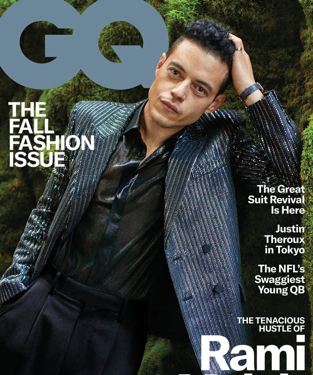 Just Jaredさんのインスタグラム写真 - (Just JaredInstagram)「@ramimalek is on the cover of @gq and he’s talking about his girlfriend @lucyboynton1! Find out what he said (and what present he bought her from @goop) by tapping this pic in the LINK IN BIO.  #RamiMalek #LucyBoynton Photo: Ryan McGinley」8月19日 21時56分 - justjared