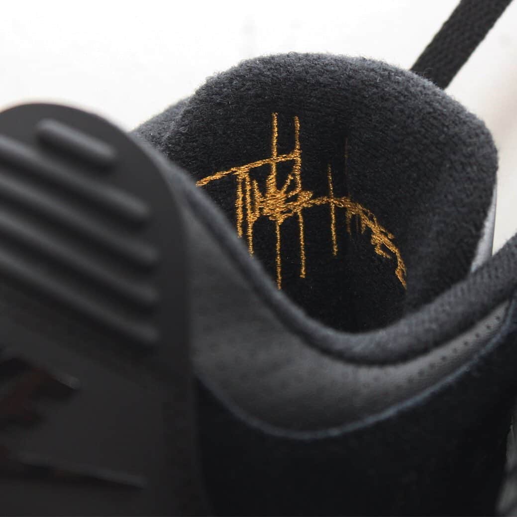 KICKS LAB. [ Tokyo/Japan ]さんのインスタグラム写真 - (KICKS LAB. [ Tokyo/Japan ]Instagram)「NIKE I "Air Jordan 3 Tinker Black Cement" Black/Cement Grey/ Metallic Gold I Available in Store. #KICKSLAB #キックスラボ」8月19日 22時01分 - kickslab