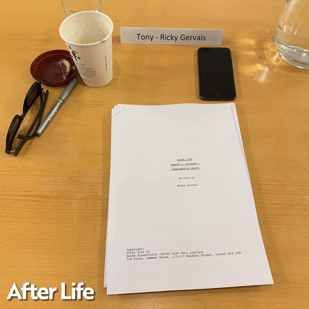 リッキー・ジャーヴェイスさんのインスタグラム写真 - (リッキー・ジャーヴェイスInstagram)「Well, that was fun. #AfterLife2」8月19日 22時47分 - rickygervais