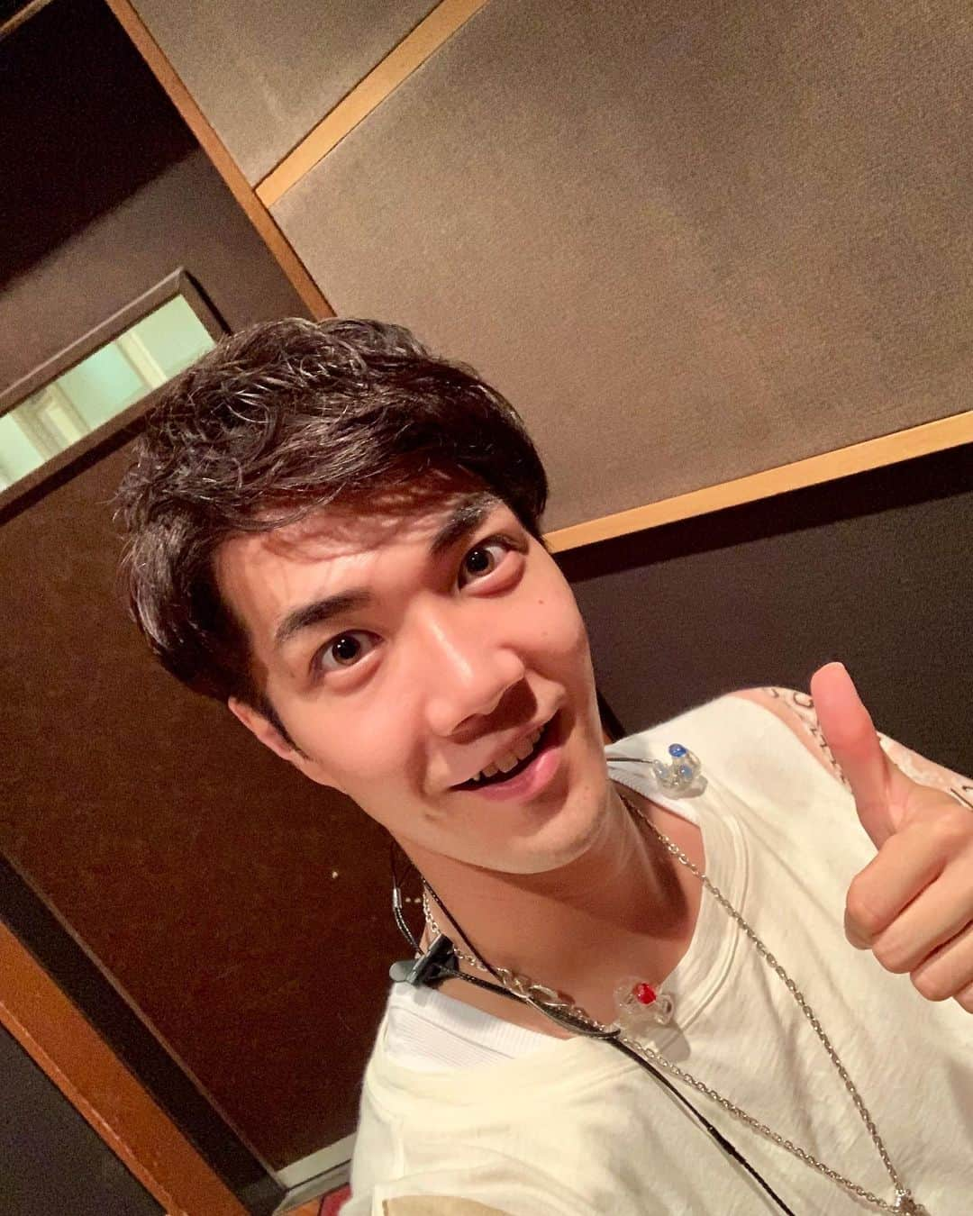 中澤卓也さんのインスタグラム写真 - (中澤卓也Instagram)「今日はテレビ収録からのレコーディング！充実の1日、まだ詳しく言えないけどお楽しみに😁笑 さてさて、明日は北海道だよ〜！いってきやす✌️ #テレビ収録 #レコーディング #充実 #まだ秘密 #お楽しみに #明日から北海道 #行ってきます #茜色の恋 #中澤卓也」8月19日 23時00分 - takuya_nakazawa.118