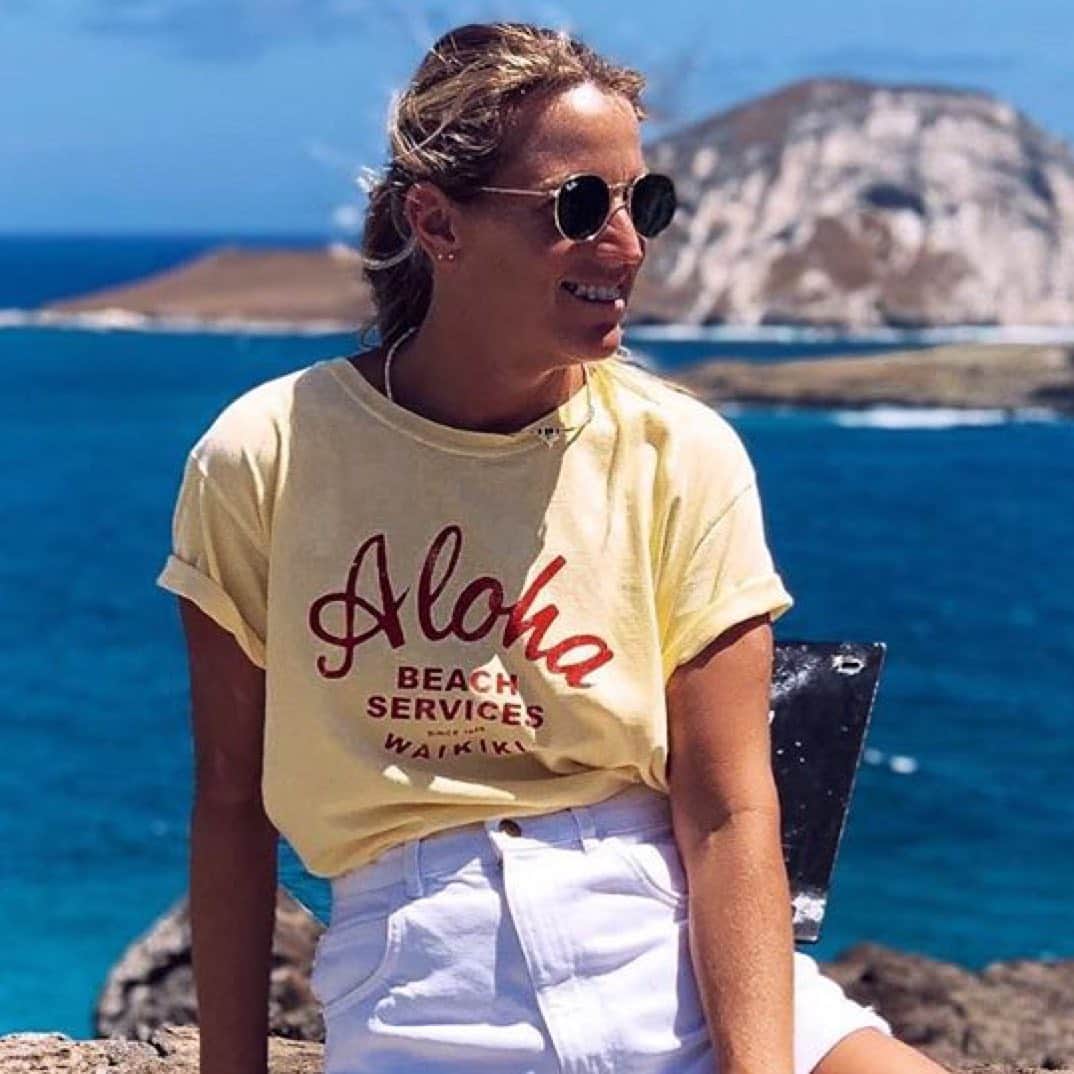 マリブシャツのインスタグラム：「@macatraveller 🙌🏼 Looking fabulous in our Aloha Beach Services T! 🤙🏽」
