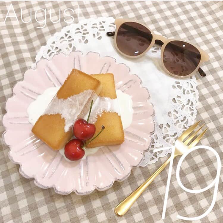 「SNOW」顔認識カメラアプリのインスタグラム