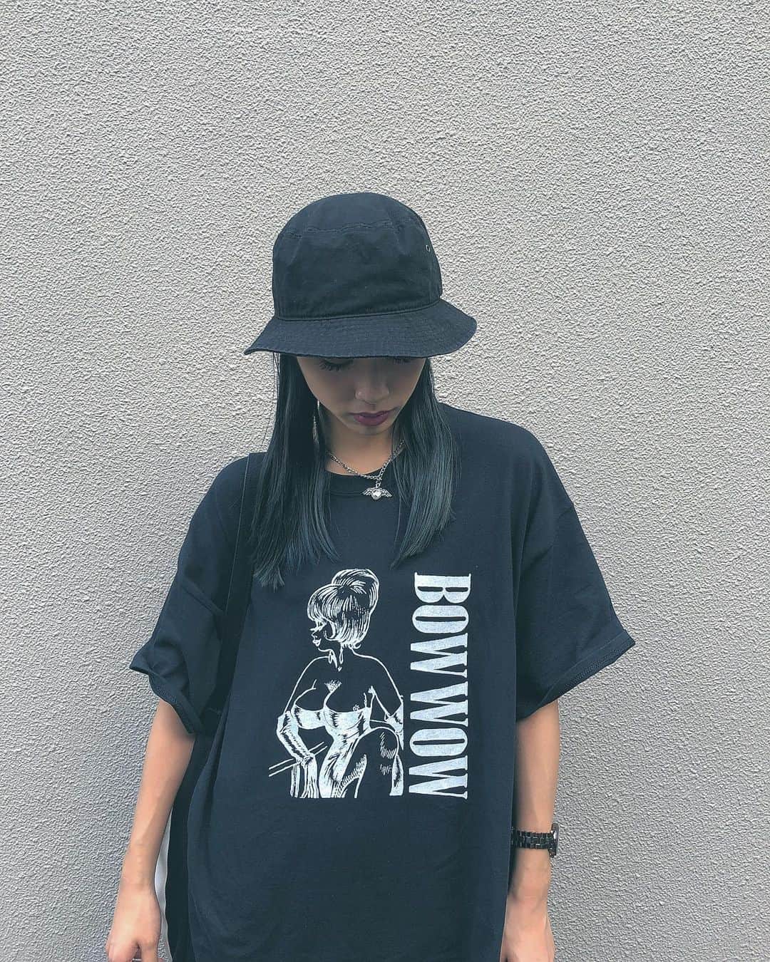 honoka のインスタグラム：「袖ペローンってなってる。笑 13日からの実家生活も今日が最終日🙋🏻 いつ来てもやっぱり 地元が1番の元気の源💪🏽🔥」