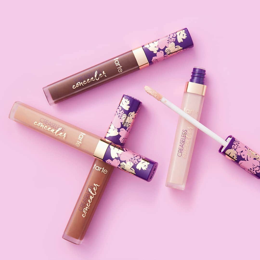 Tarte Cosmeticsさんのインスタグラム写真 - (Tarte CosmeticsInstagram)「Don’t need a lot, just 1 dot! Conceal it ALL with our #vegan creaseless undereye concealer! This must-have is #flowerpowered 🌸 by vitamin C-rich maracuja for firmer, brighter & smoother-looking skin with an easy-to-use applicator! @sephora #crueltyfree #matchmakermagic #veganbeauty」8月19日 23時14分 - tartecosmetics